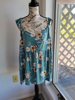 Torrid Super Soft Knits Green Floral Ruched Front Babydoll Tank w Ruffled Straps